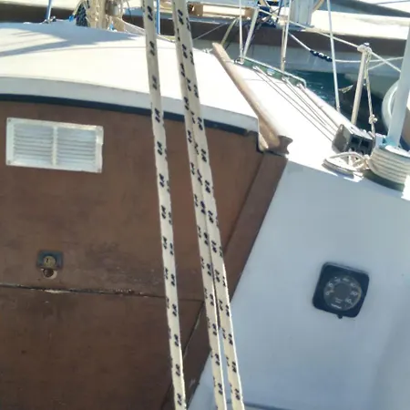 Papifrank Bateau-hôtel